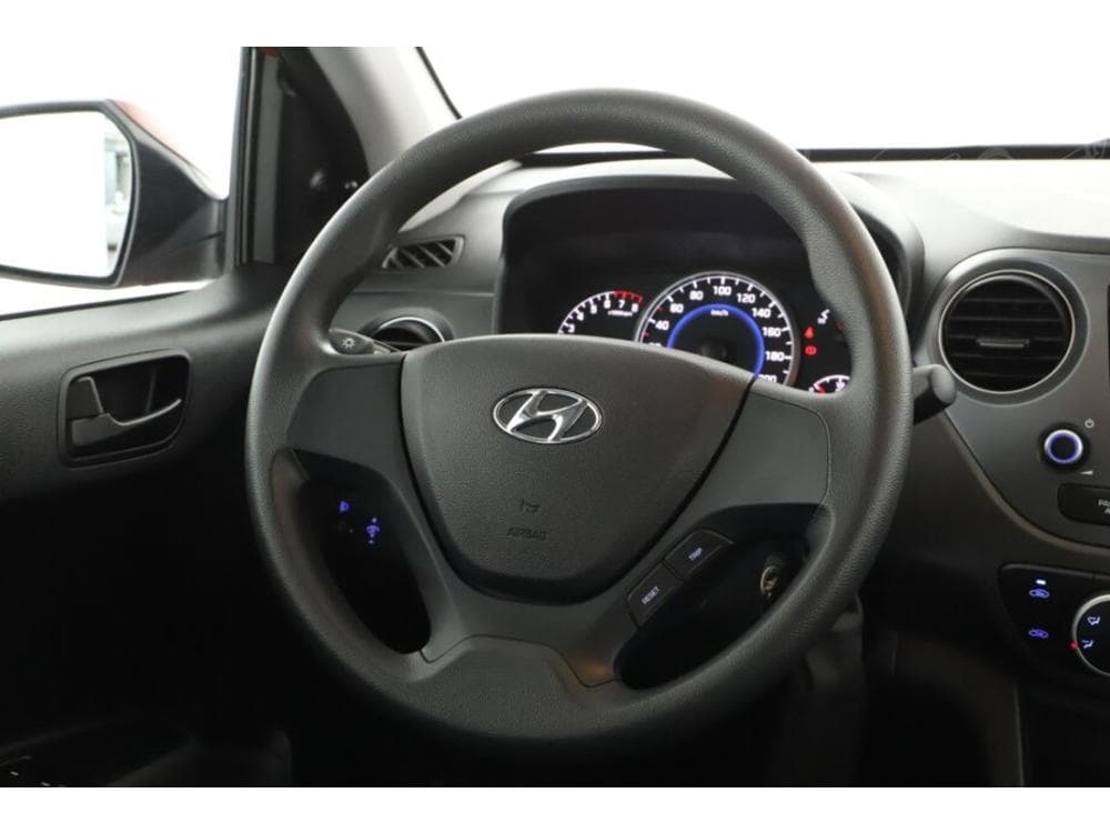 2018 Hyundai i10 - 21