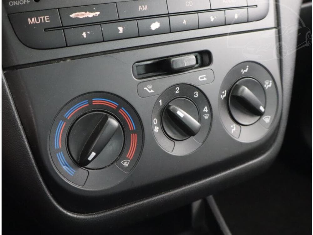 2008 Fiat LINEA - 27