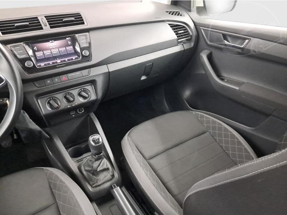 2021 Škoda FABIA - 8
