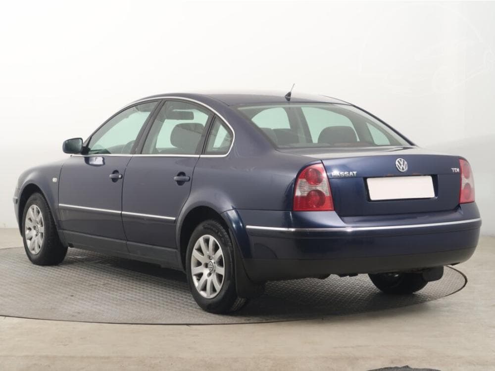 2003 Volkswagen PASSAT - 4