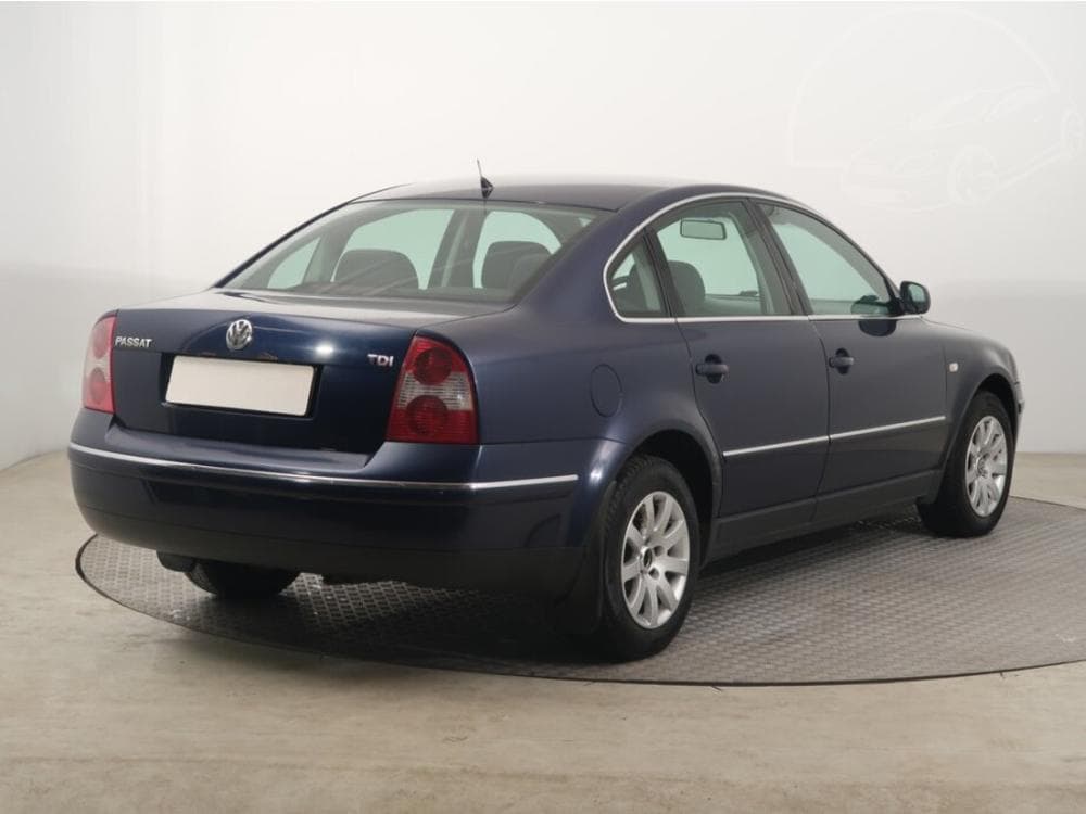 2003 Volkswagen PASSAT - 5