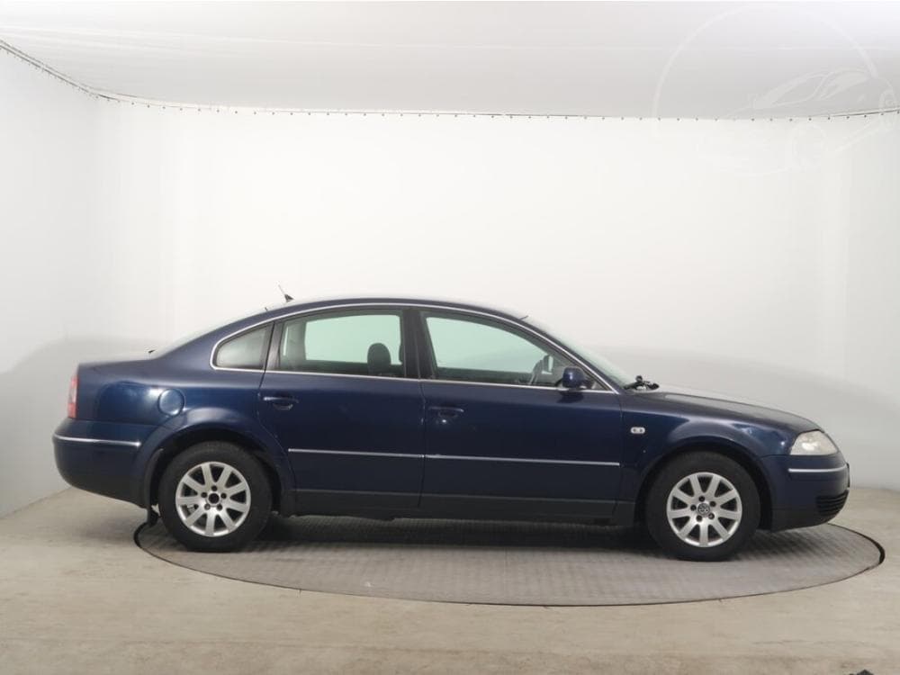 2003 Volkswagen PASSAT - 6