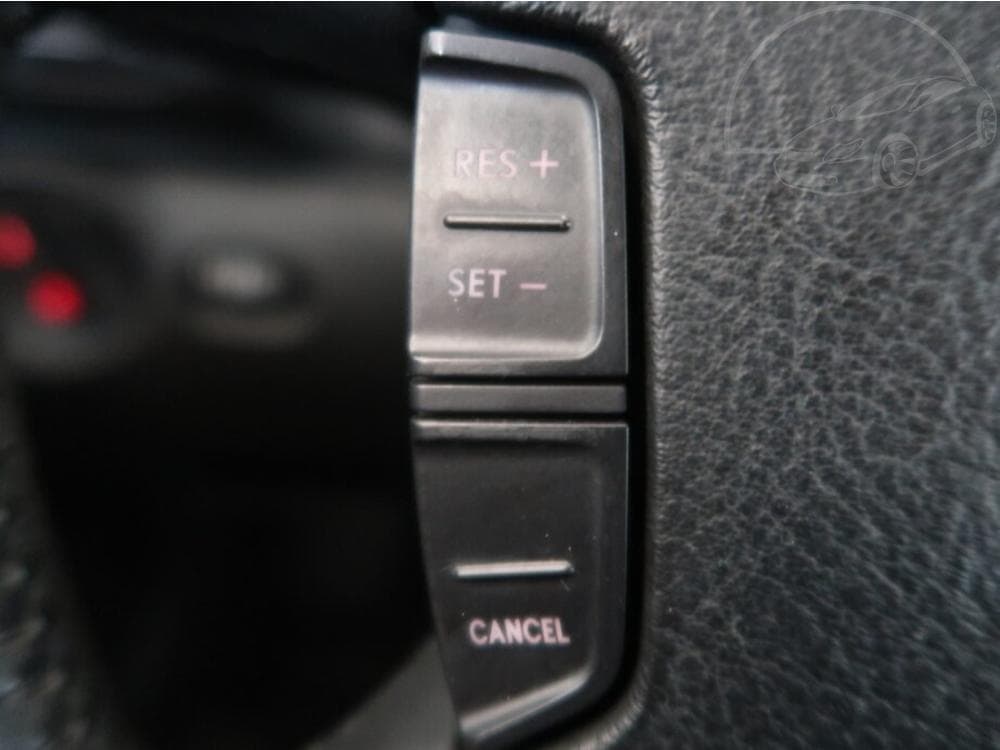 2003 Volkswagen PASSAT - 13