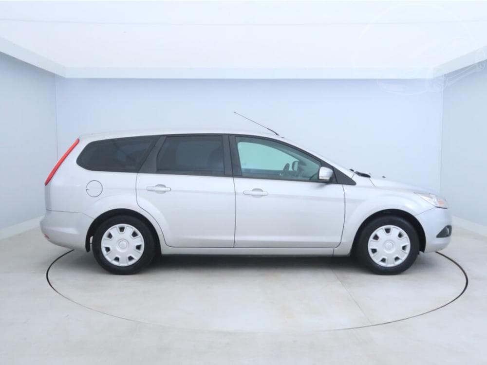 2008 Ford FOCUS - 11