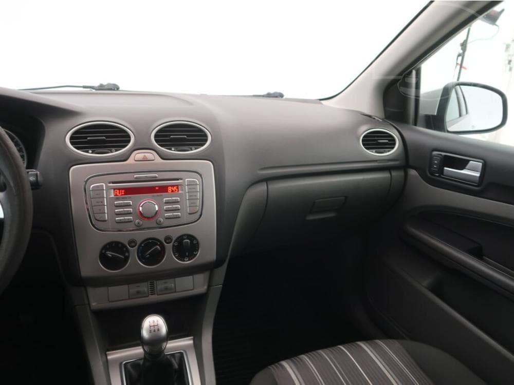 2008 Ford FOCUS - 15