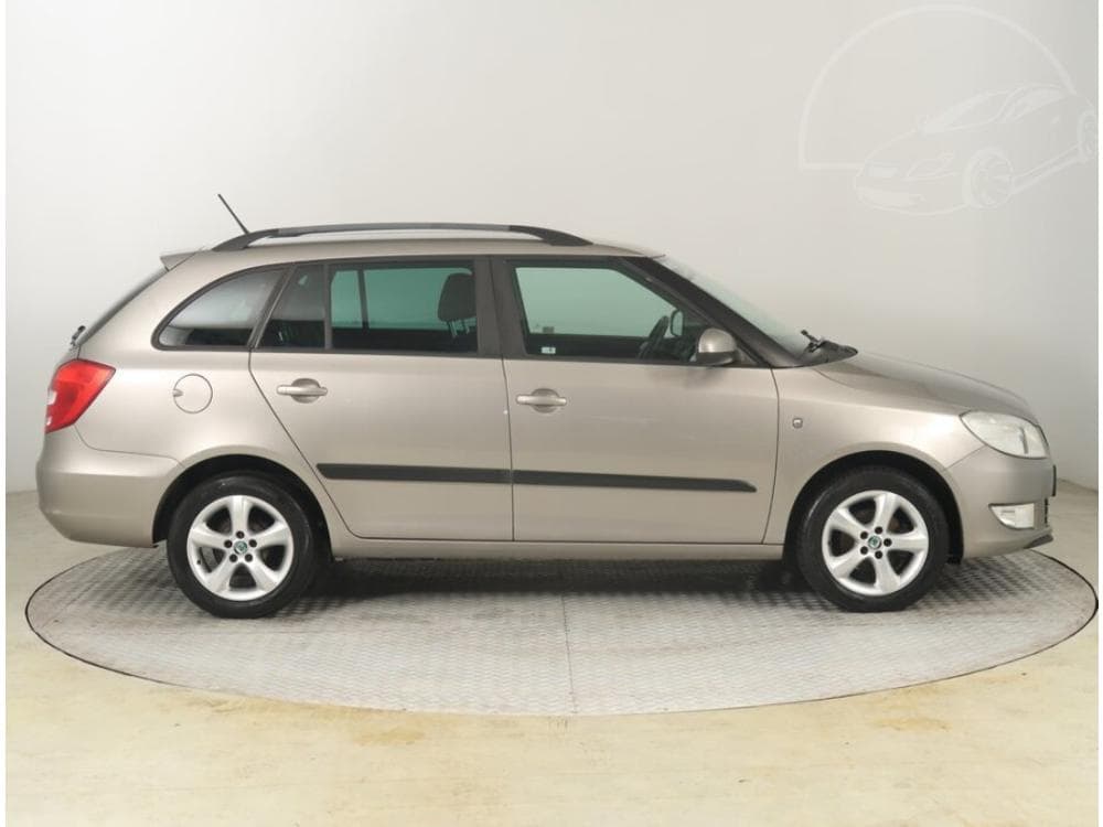 2012 Škoda FABIA - 11