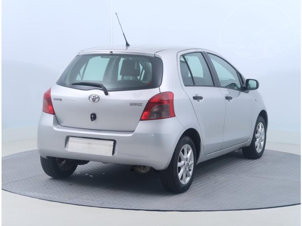 2007 Toyota YARIS - 9