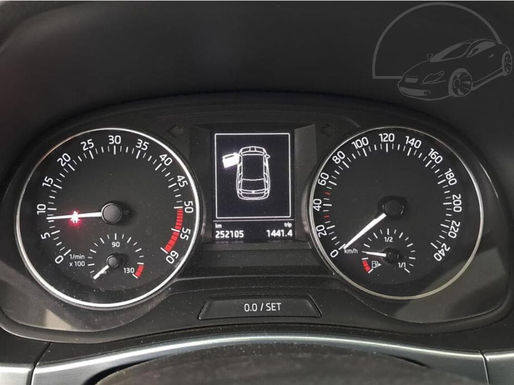 2015 Škoda FABIA - 11