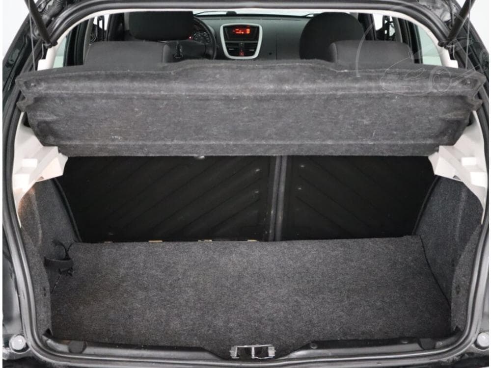 2012 Peugeot 206 - 25