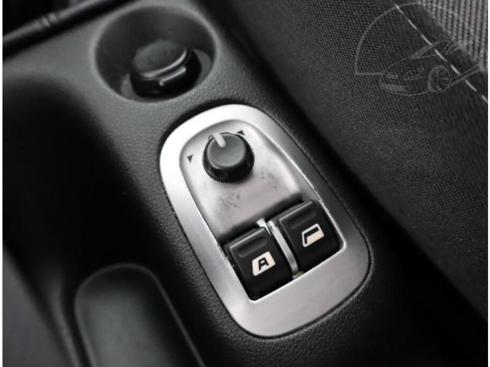 2012 Peugeot 206 - 29