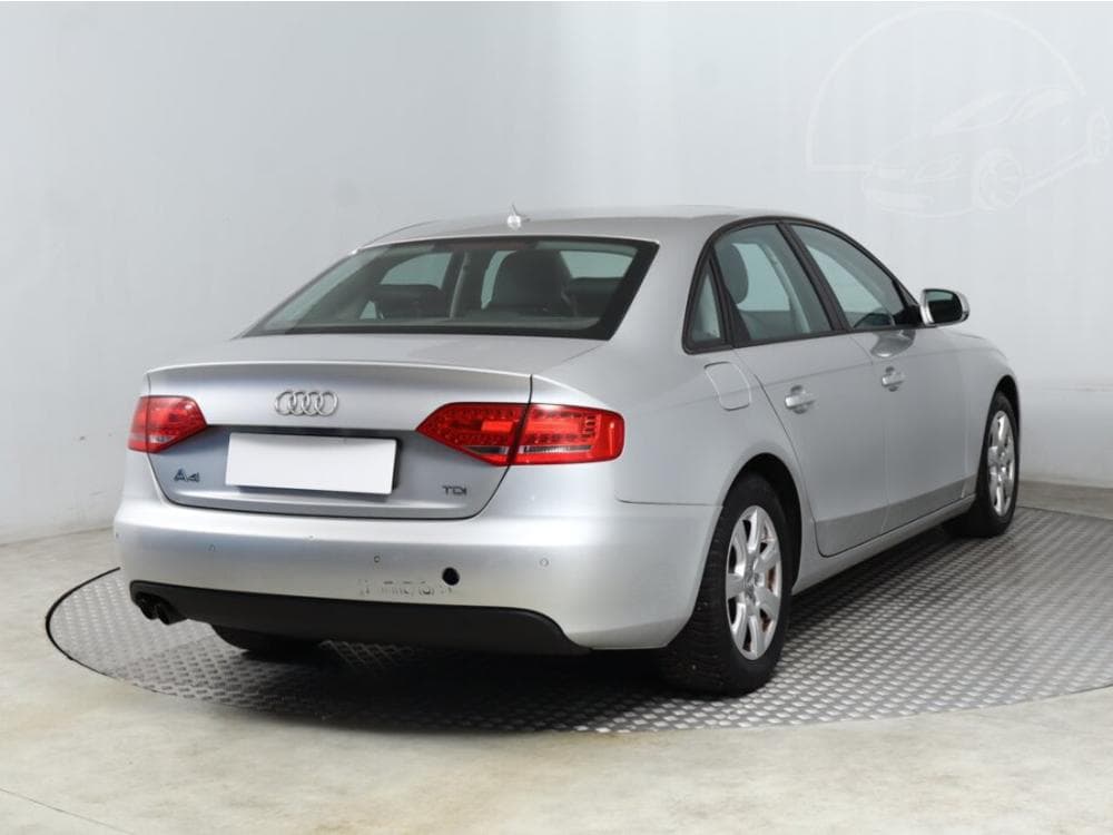 2011 Audi A4 - 9