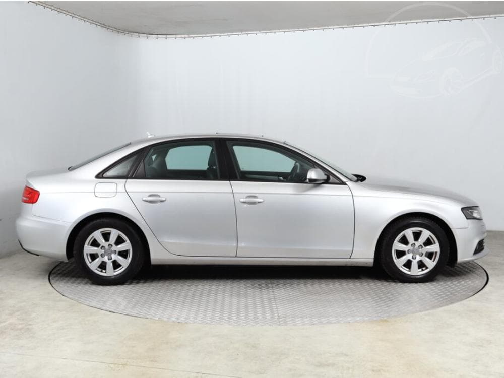 2011 Audi A4 - 11