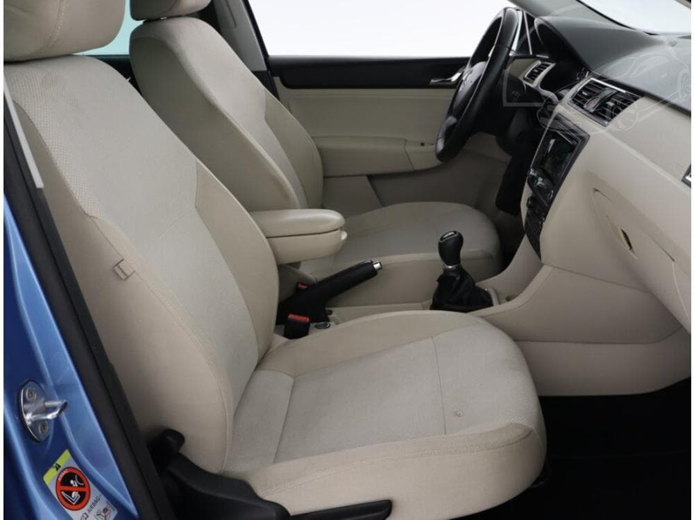 2012 Škoda RAPID - 17
