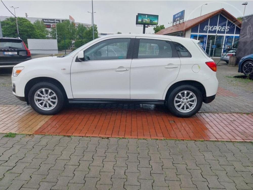 2014 Mitsubishi ASX - 5