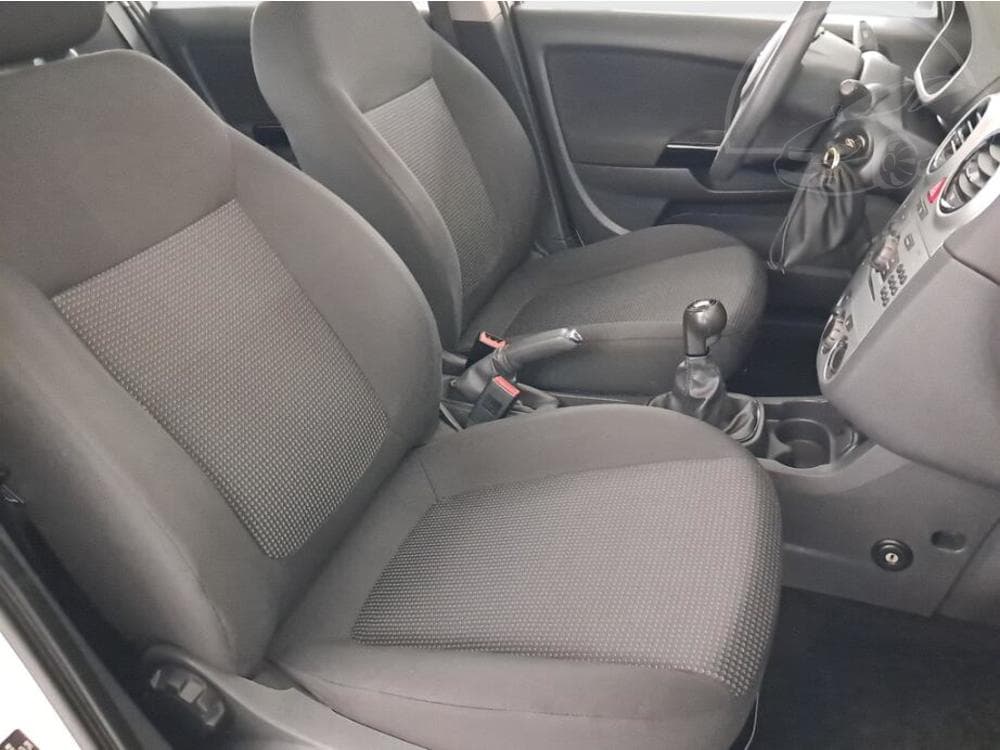 2011 Opel CORSA - 17