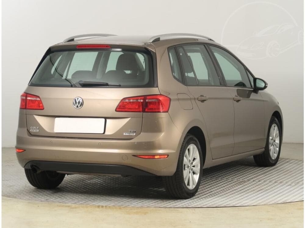2015 Volkswagen GOLF - 9