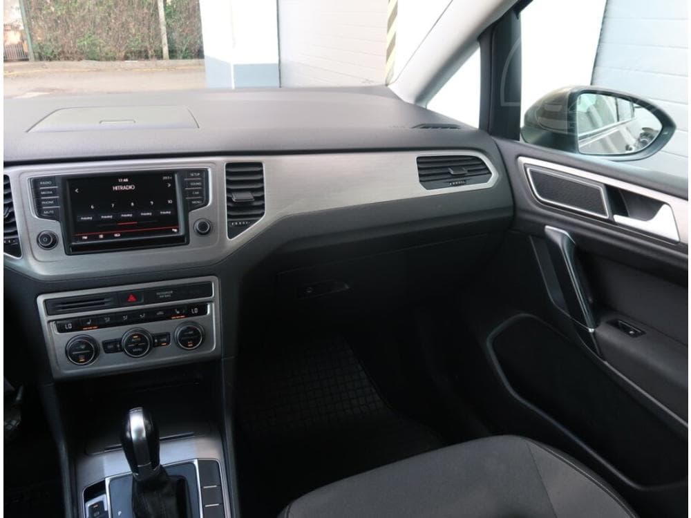 2015 Volkswagen GOLF - 15