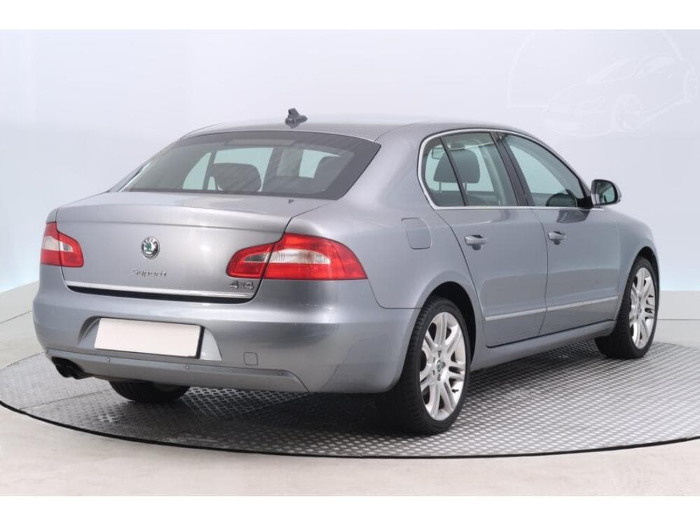 2009 Škoda SUPERB - 5