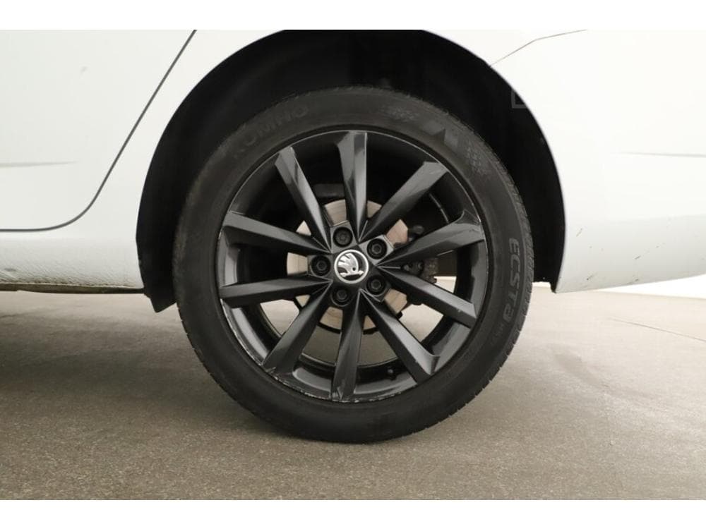 2020 Škoda FABIA - 12