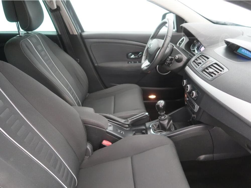2012 Renault MEGANE - 9