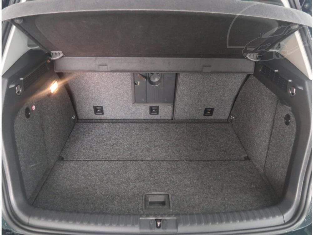 2012 Volkswagen TIGUAN - 25