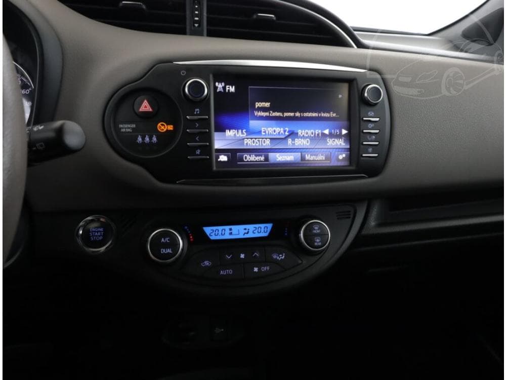 2018 Toyota YARIS - 10