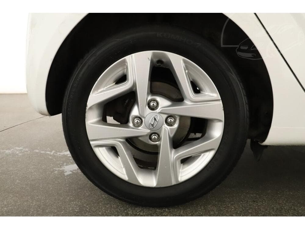 2021 Hyundai i10 - 10