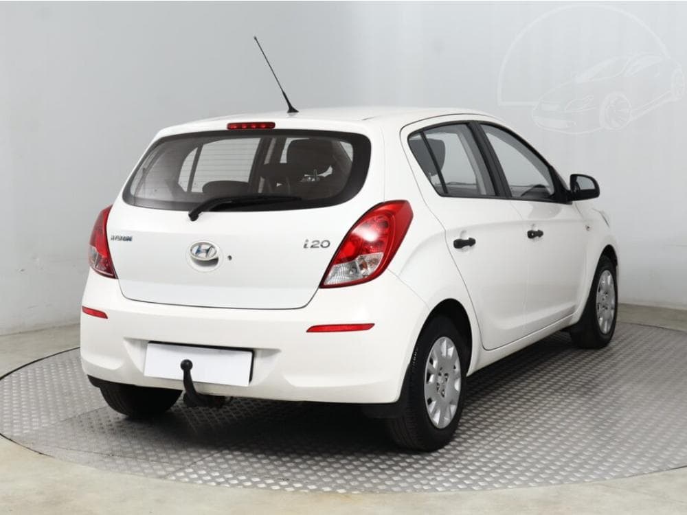 2013 Hyundai i20 - 7