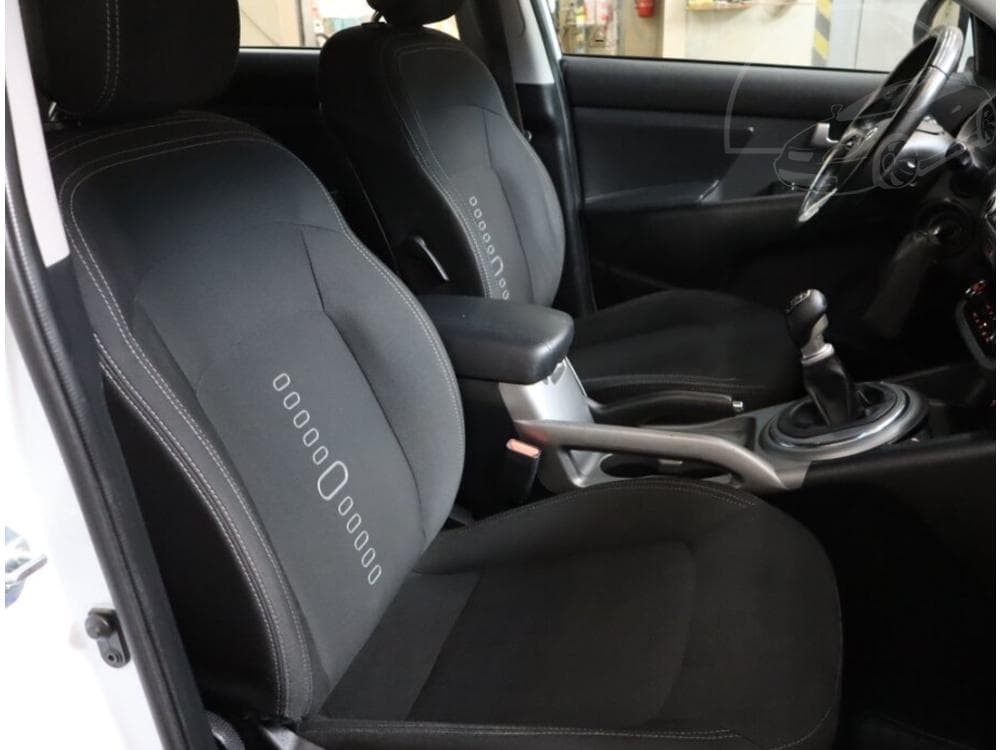2015 Kia SPORTAGE - 17