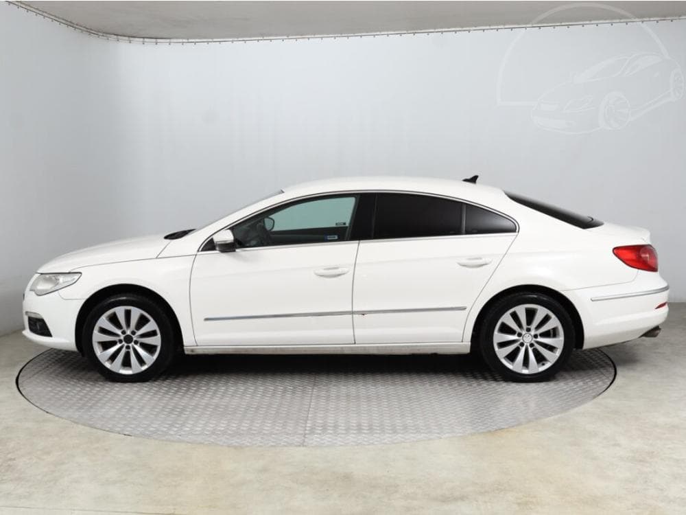 2010 Volkswagen PASSAT - 3