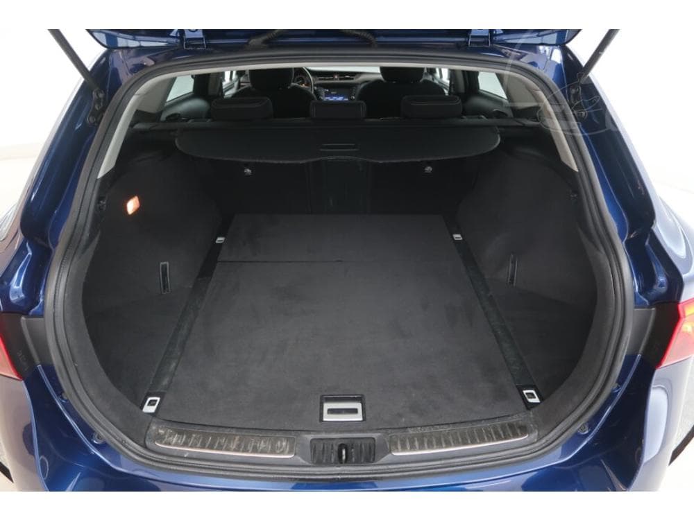 2015 Toyota AVENSIS - 25