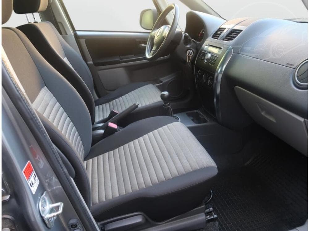 2013 Suzuki SX4 - 17