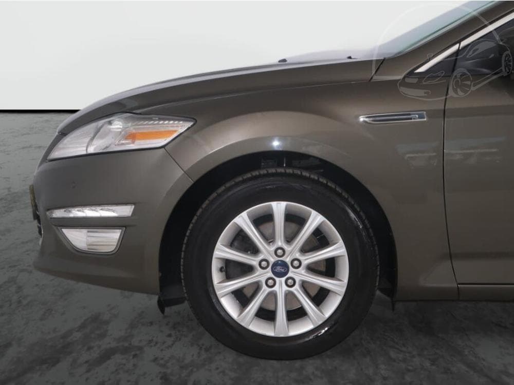 2014 Ford MONDEO - 29