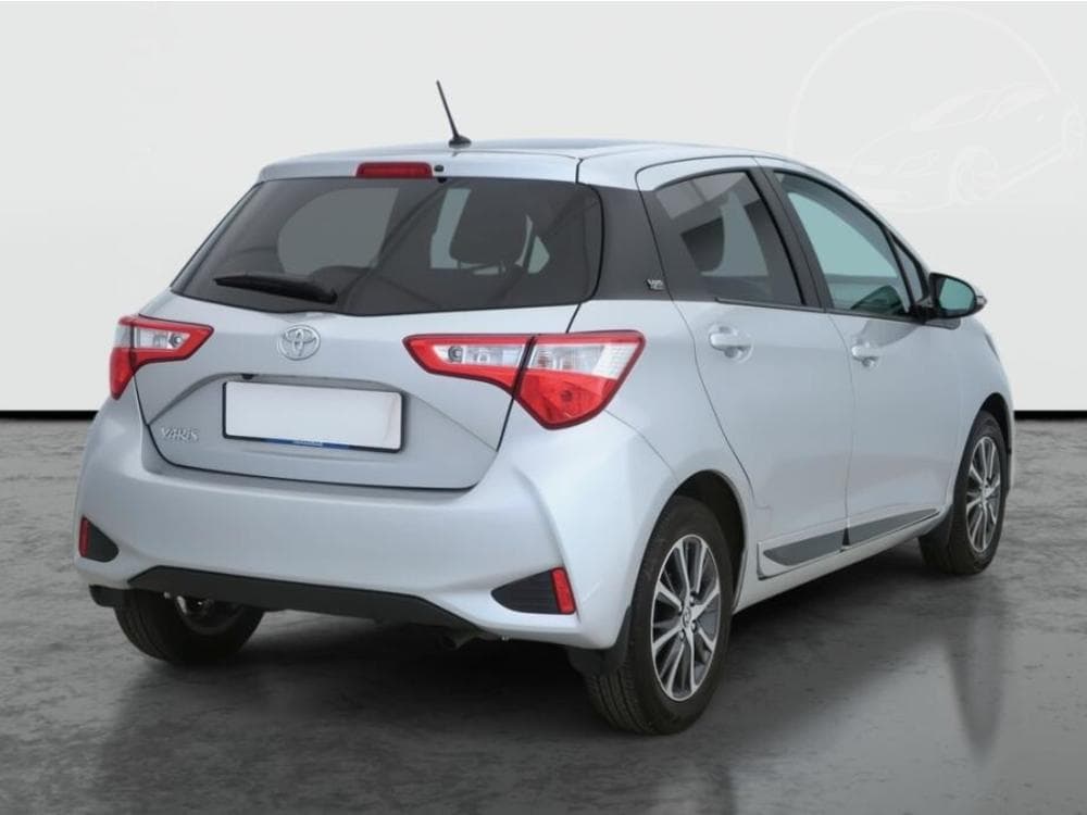 2020 Toyota YARIS - 5