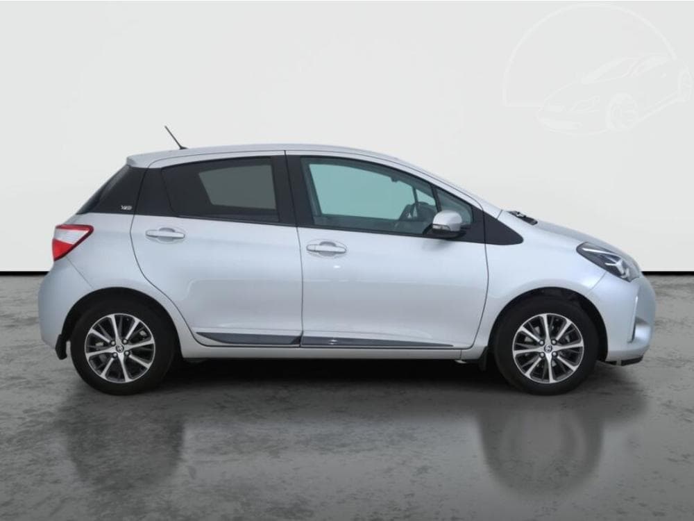 2020 Toyota YARIS - 6