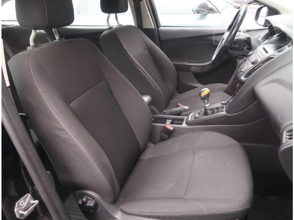 2016 Ford FOCUS - 9