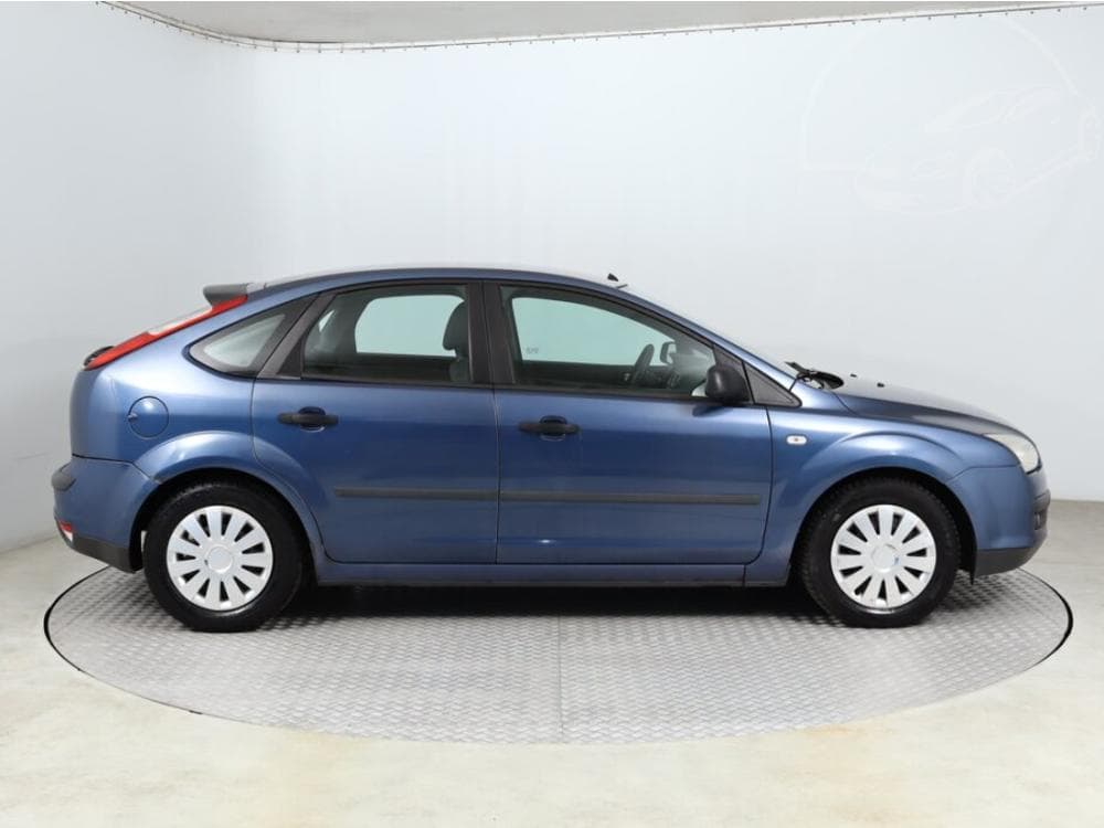 2006 Ford FOCUS - 6