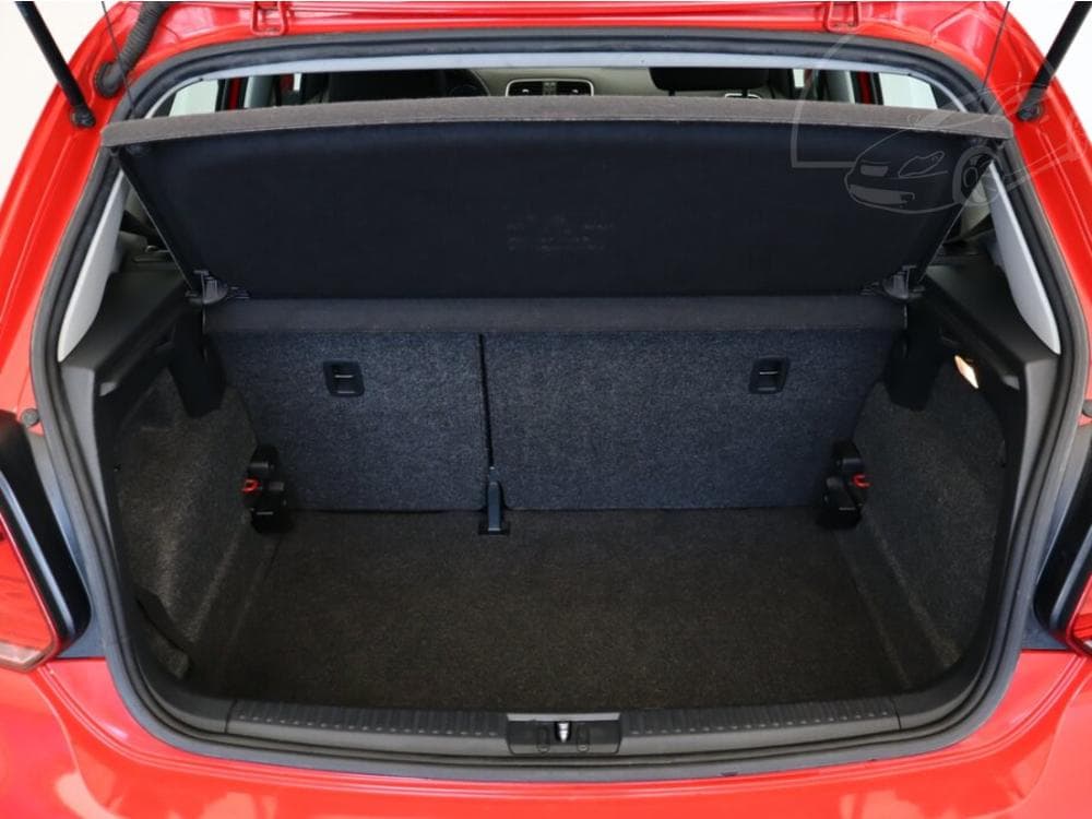 2010 Volkswagen POLO - 11