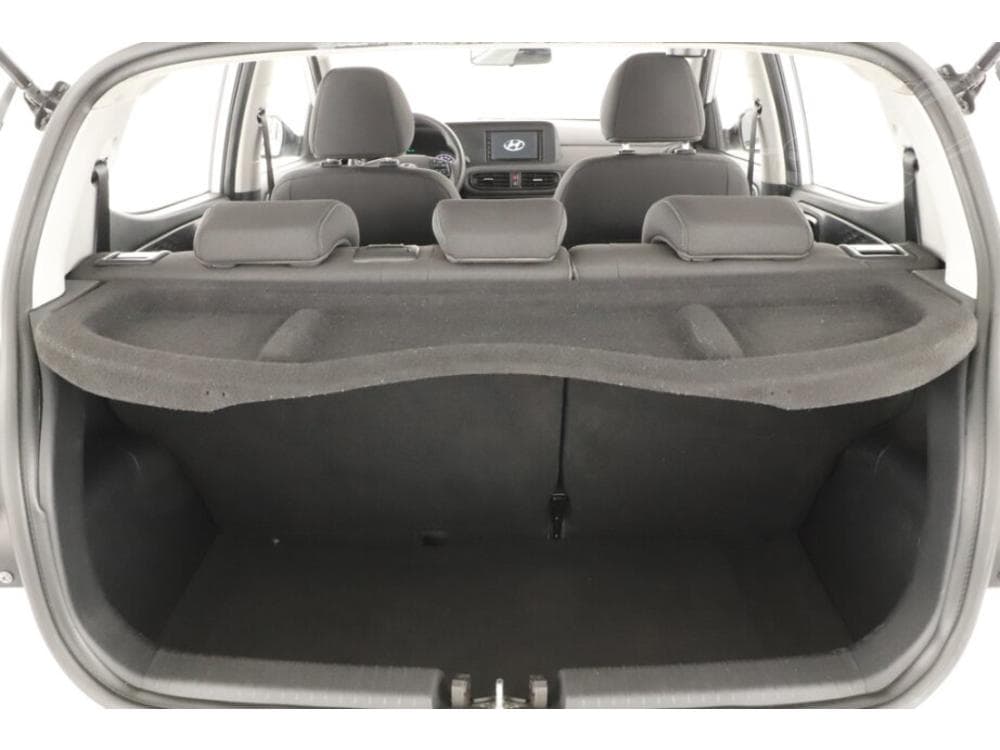 2021 Hyundai i10 - 25