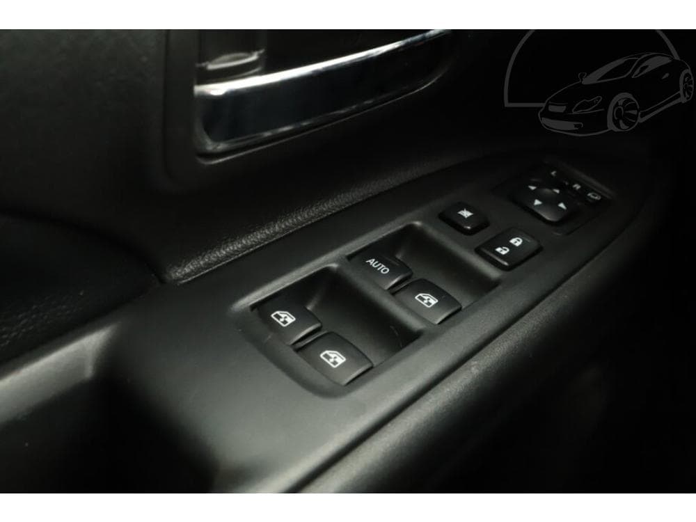 2016 Mitsubishi OUTLANDER - 19