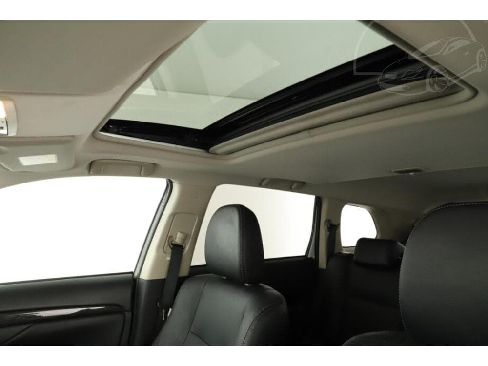 2016 Mitsubishi OUTLANDER - 29