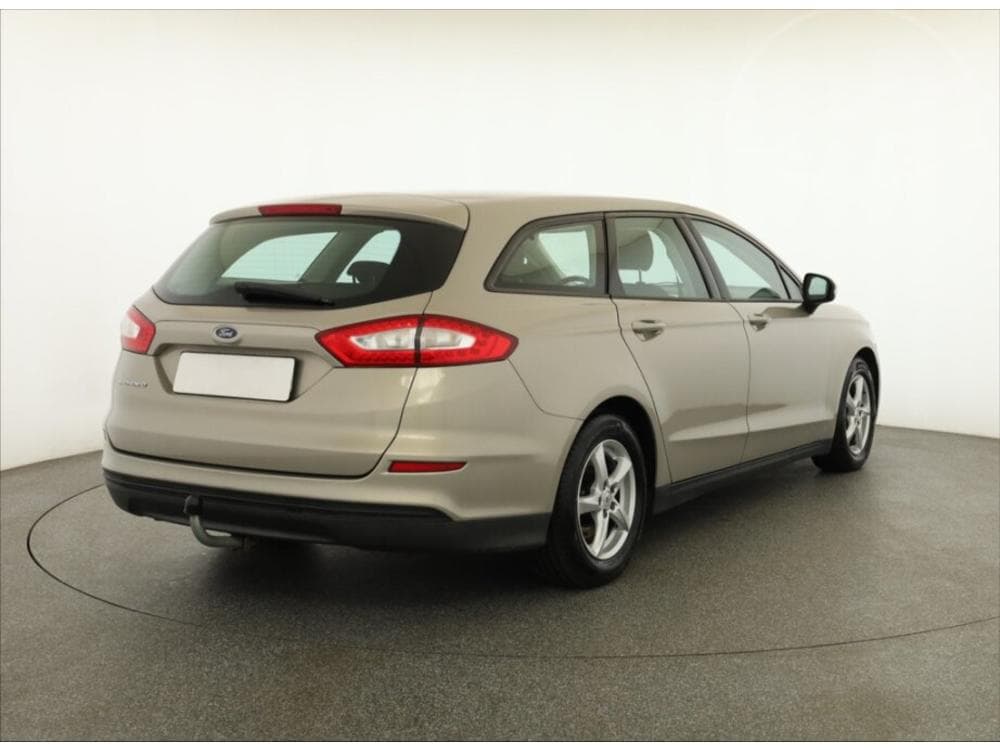 2015 Ford MONDEO - 9