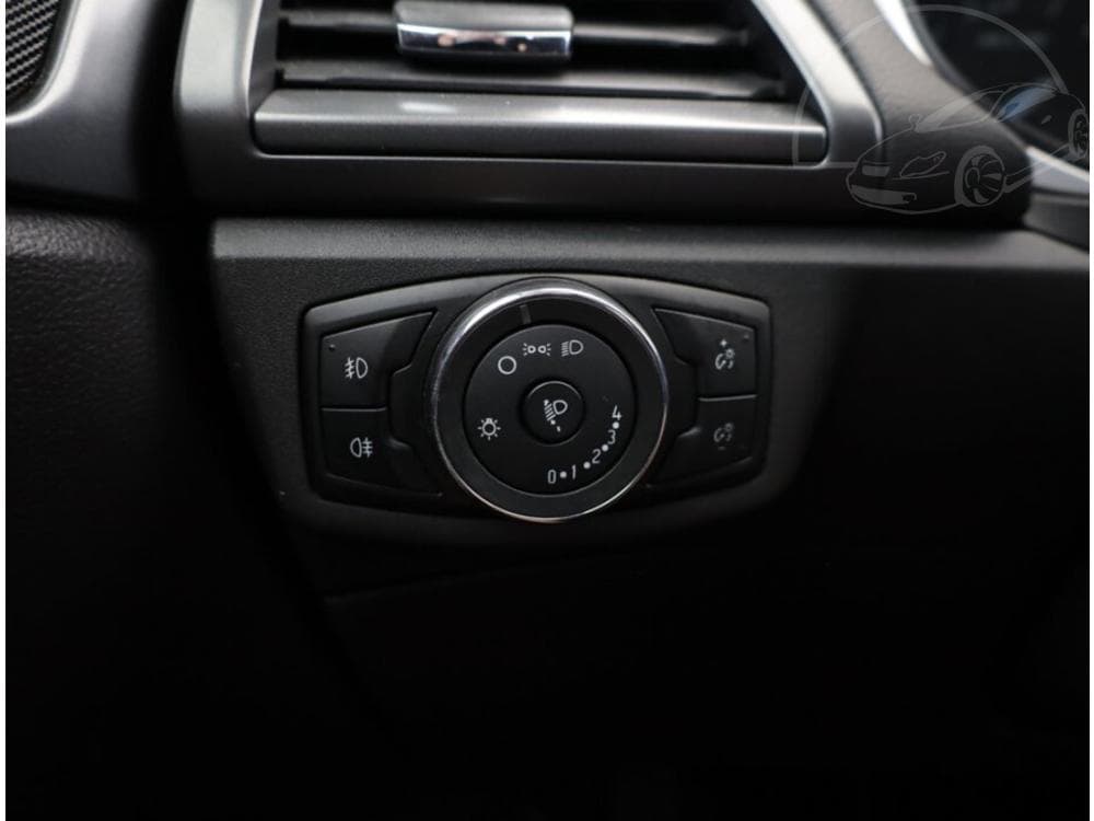 2015 Ford MONDEO - 27