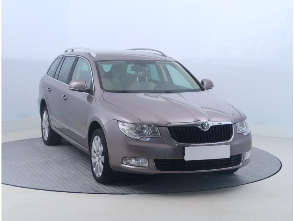 2011 Škoda SUPERB