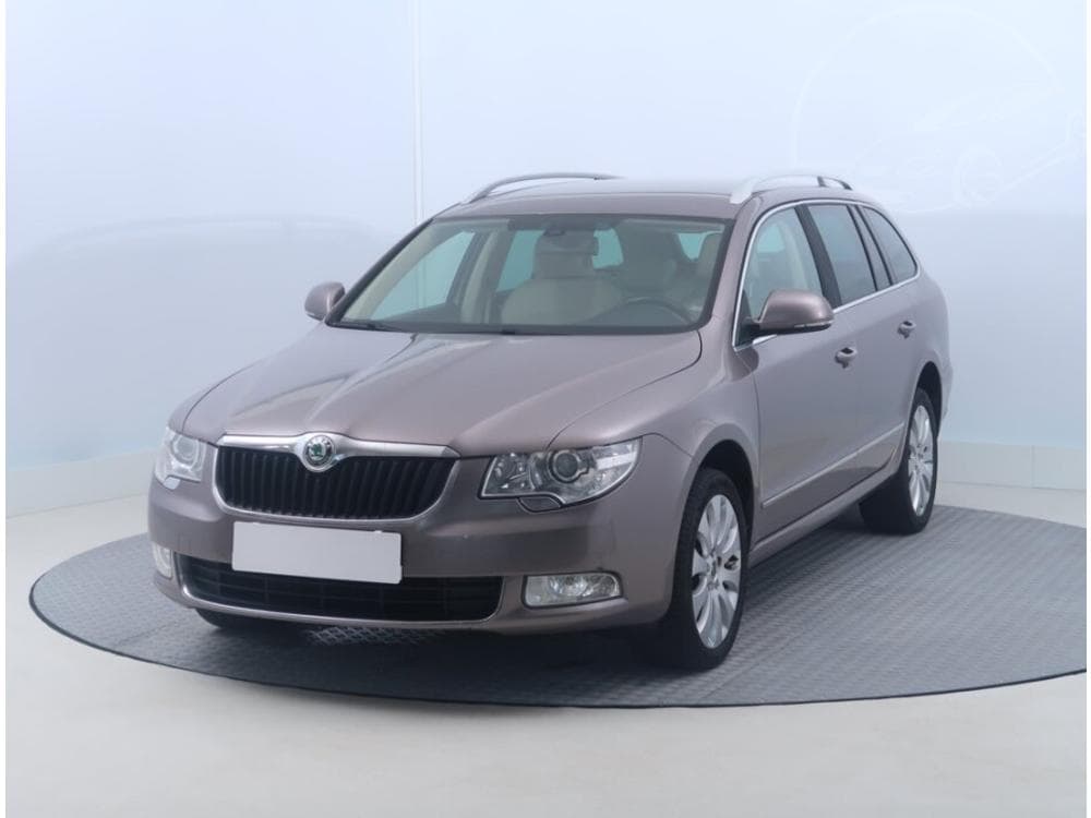 2011 Škoda SUPERB - 3