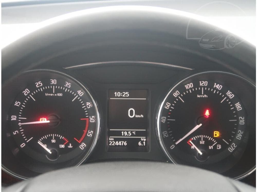 2011 Škoda SUPERB - 21