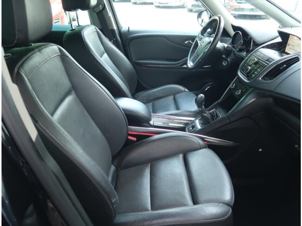 2013 Opel ZAFIRA - 9