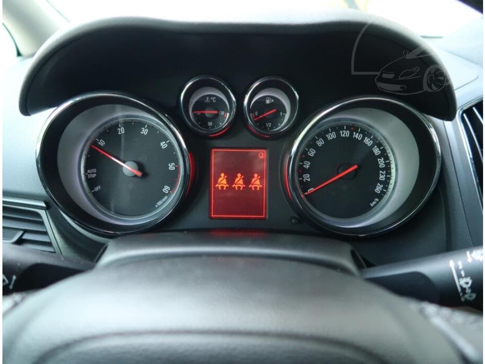 2013 Opel ZAFIRA - 11