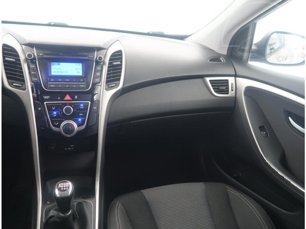 2016 Hyundai i30 - 15