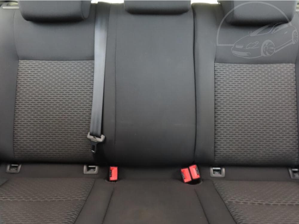 2009 Volkswagen GOLF - 19